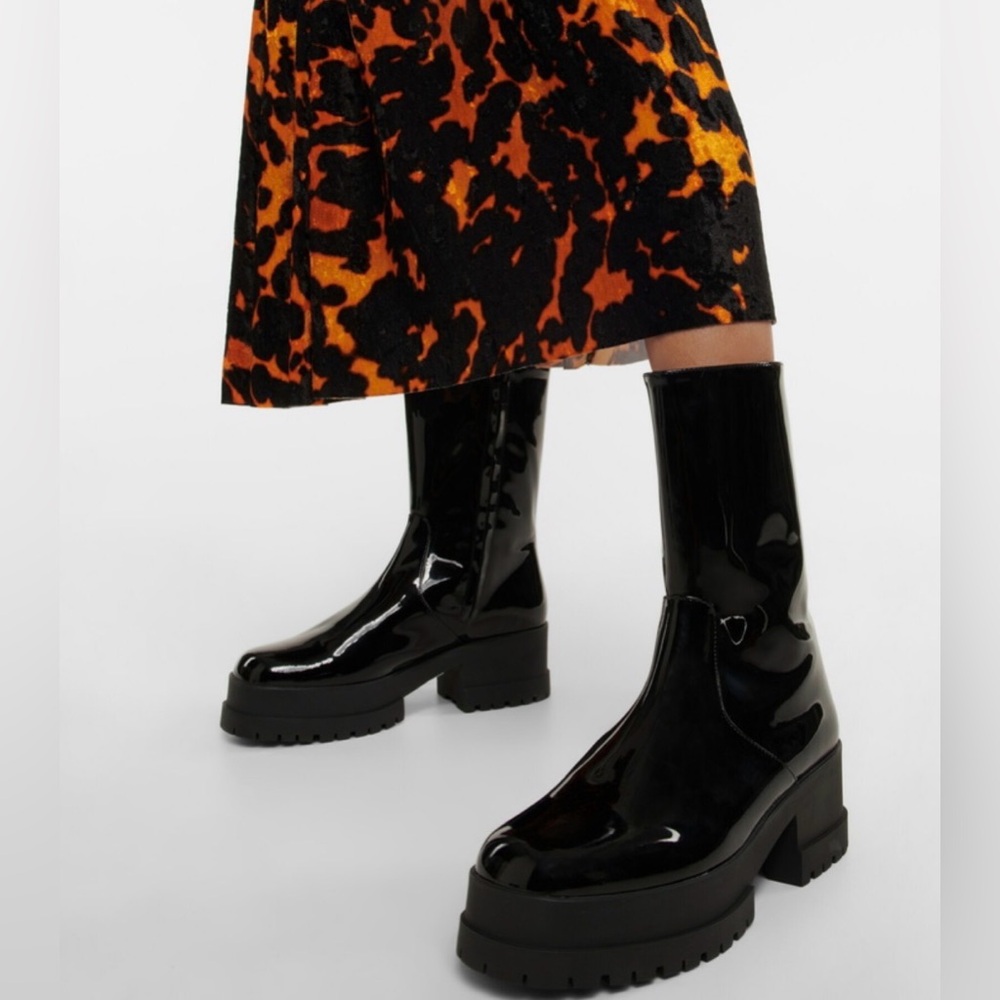 Clergerie Wilmer Ankle Boots, Black patent leather new Sz 10